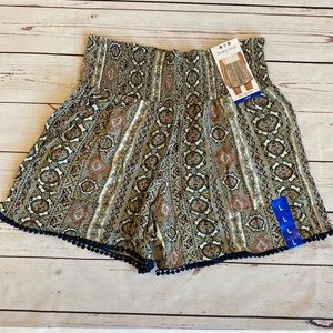 NWT Three Dots Casual Bohemian Pull On Printed Large Shorts